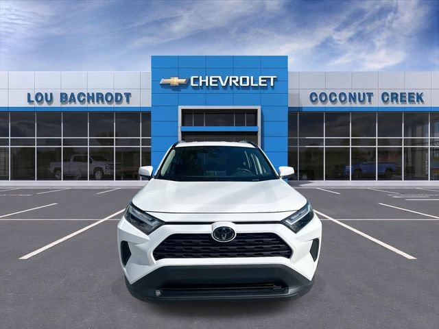 Used 2024 Toyota RAV4 XLE FWD image 3