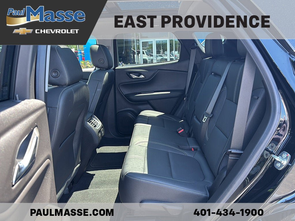 Used 2023 Chevrolet Blazer LT w/ Sound & Technology Package AWD/4WD image 17