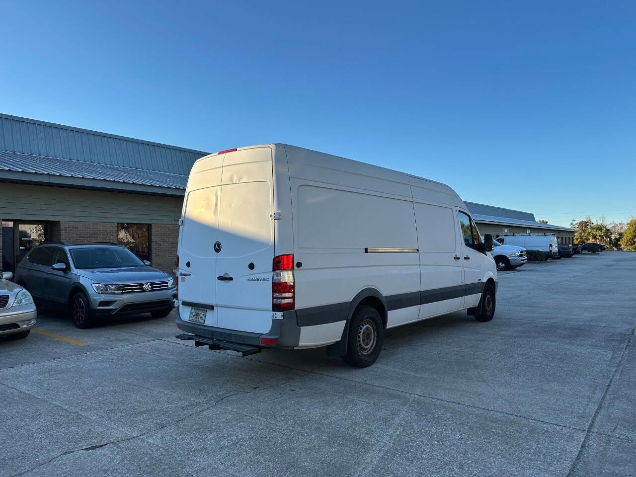 Used 2013 Mercedes-Benz Sprinter 2500 image 6