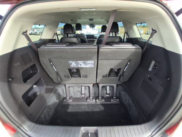 Used 2026 Kia Carnival EX FWD image 14