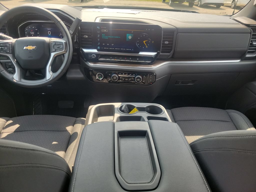 Certified 2024 Chevrolet Silverado 1500 LT AWD/4WD image 29