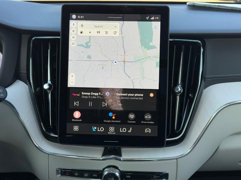 New 2026 Volvo XC60 T8 Ultra w/ Climate Package image 8