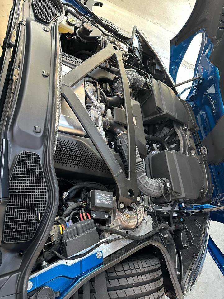 Used 2022 Aston Martin DB11 Volante RWD image 22