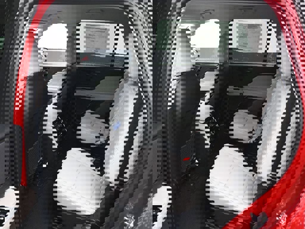 New 2026 Lincoln Aviator AWD w/ Jet Appearance Package image 10