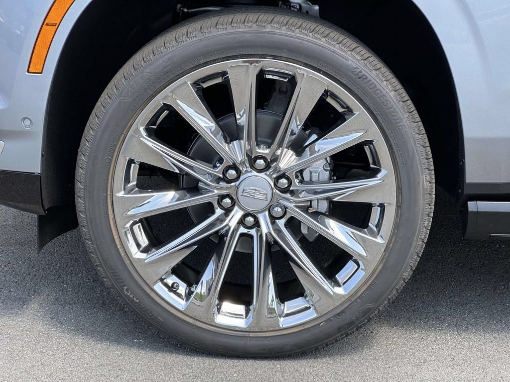 New 2026 Cadillac Escalade Platinum Luxury w/ LPO, Radiant Package AWD/4WD image 7