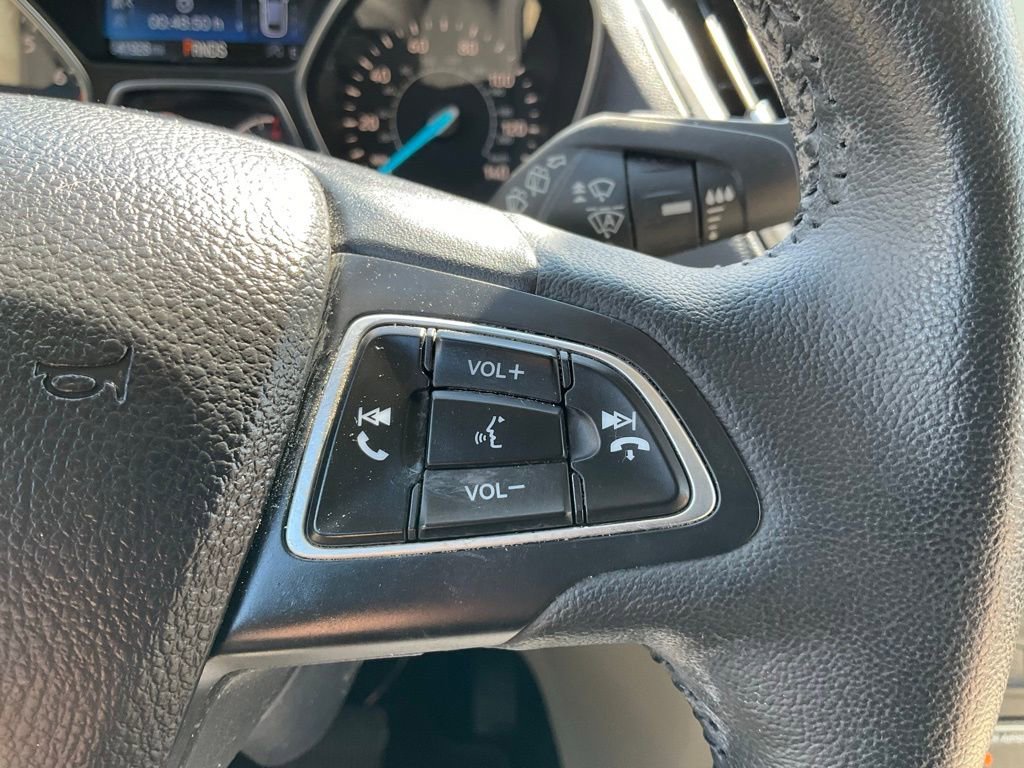 Certified 2019 Ford Escape Titanium image 8