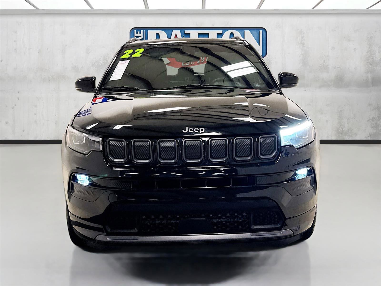 Used 2022 Jeep Compass High Altitude AWD/4WD image 2