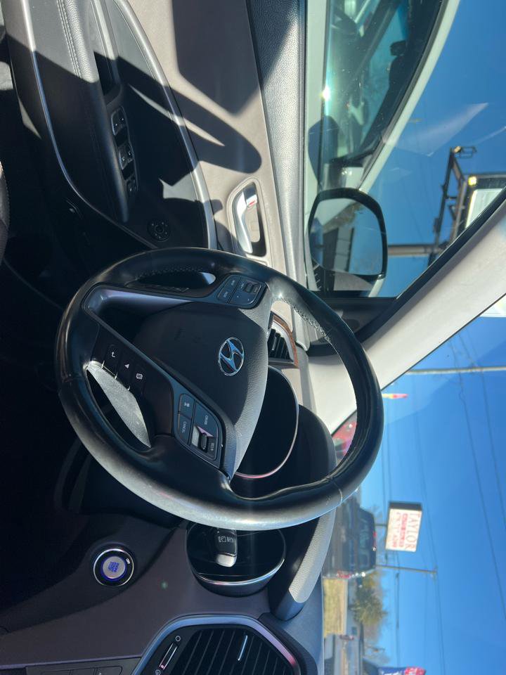 Used 2019 Hyundai Santa Fe XL image 31