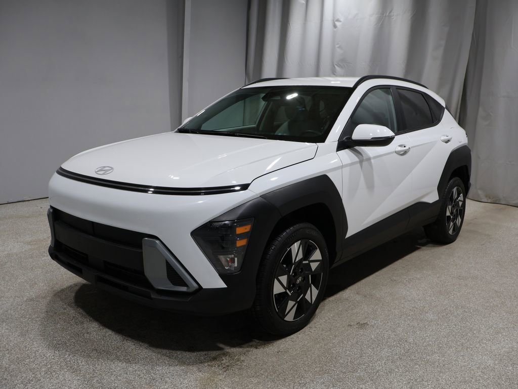 Used 2025 Hyundai Kona SEL image 5