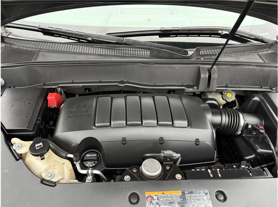 Used 2013 Chevrolet Traverse LT image 12