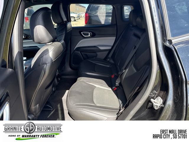 Used 2023 Jeep Compass Limited AWD/4WD image 24