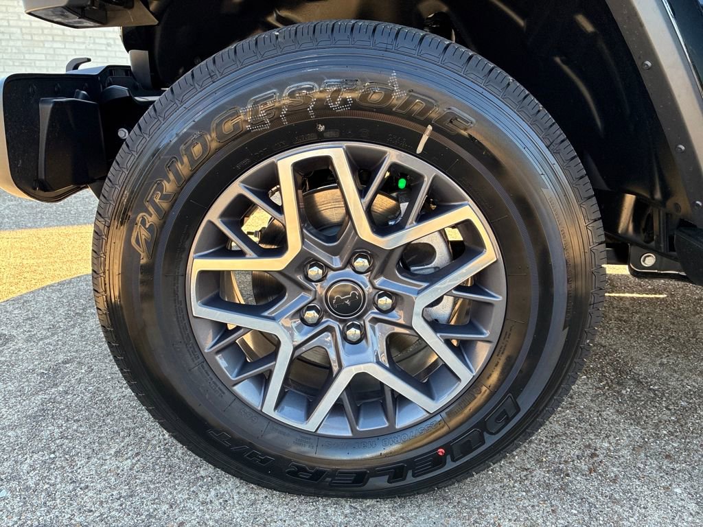 New 2025 Jeep Wrangler Sahara image 27