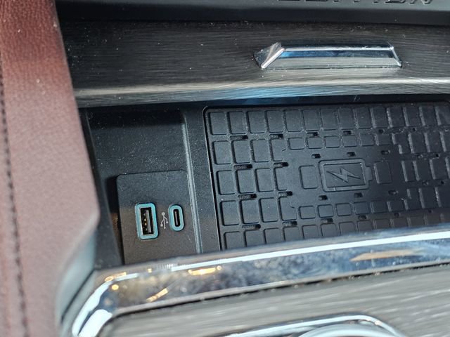 Certified 2024 Ford Expedition Limited image 24