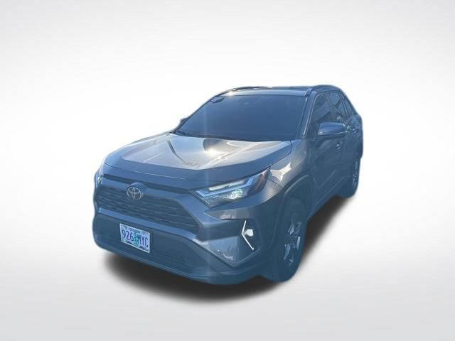 Used 2024 Toyota RAV4 XLE w/ Convenience Package image 5