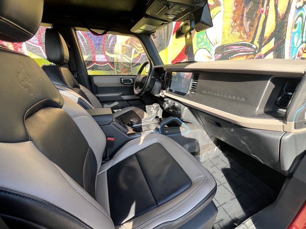 Used 2023 Ford Bronco Wildtrak image 35