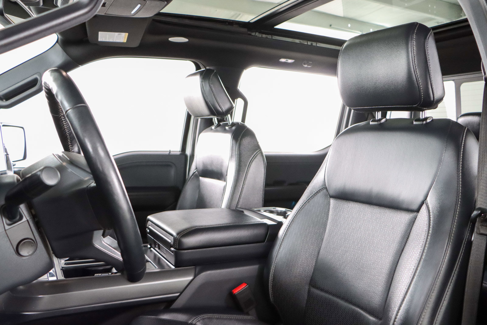 Used 2024 Ford F150 Lariat w/ Equipment Group 502A High AWD/4WD image 29