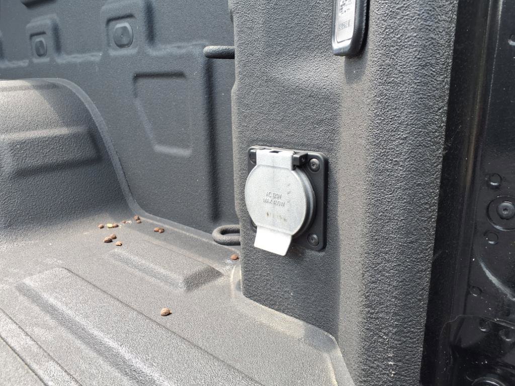 Certified 2024 Chevrolet Silverado 1500 High Country w/ Midnight Edition image 5