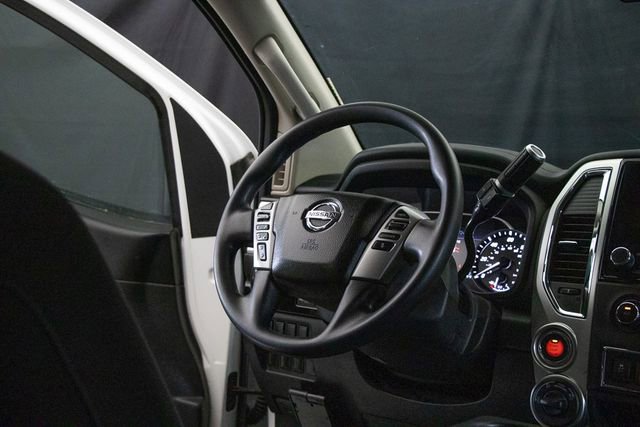 Used 2021 Nissan Titan SV w/ Accessory Utility Package image 15