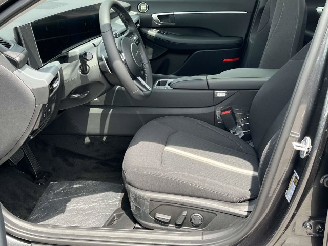 Certified 2025 Hyundai Sonata SEL FWD image 10