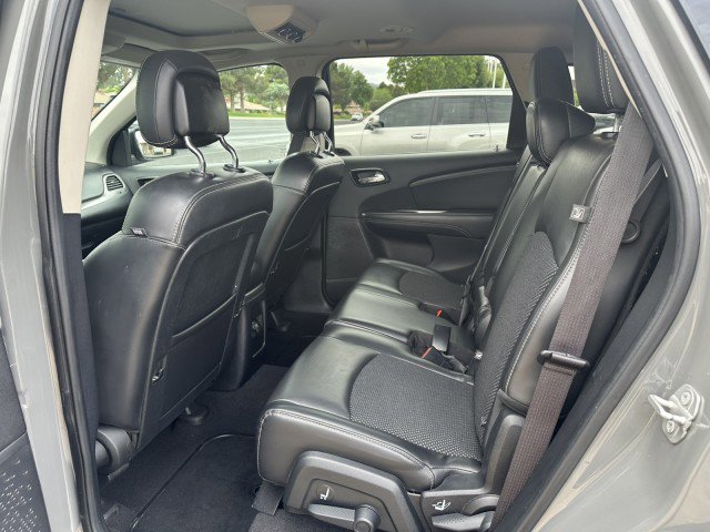 Used 2020 Dodge Journey Crossroad FWD image 13