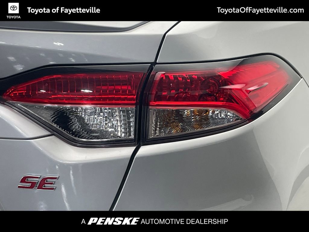 Used 2025 Toyota Corolla SE w/ SE Premium Package image 42