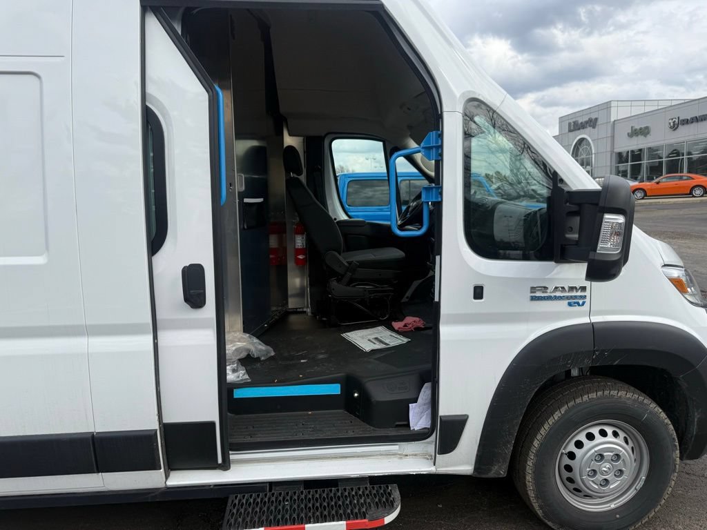 Used 2024 RAM ProMaster 3500 w/ Delivery Van Package FWD image 52