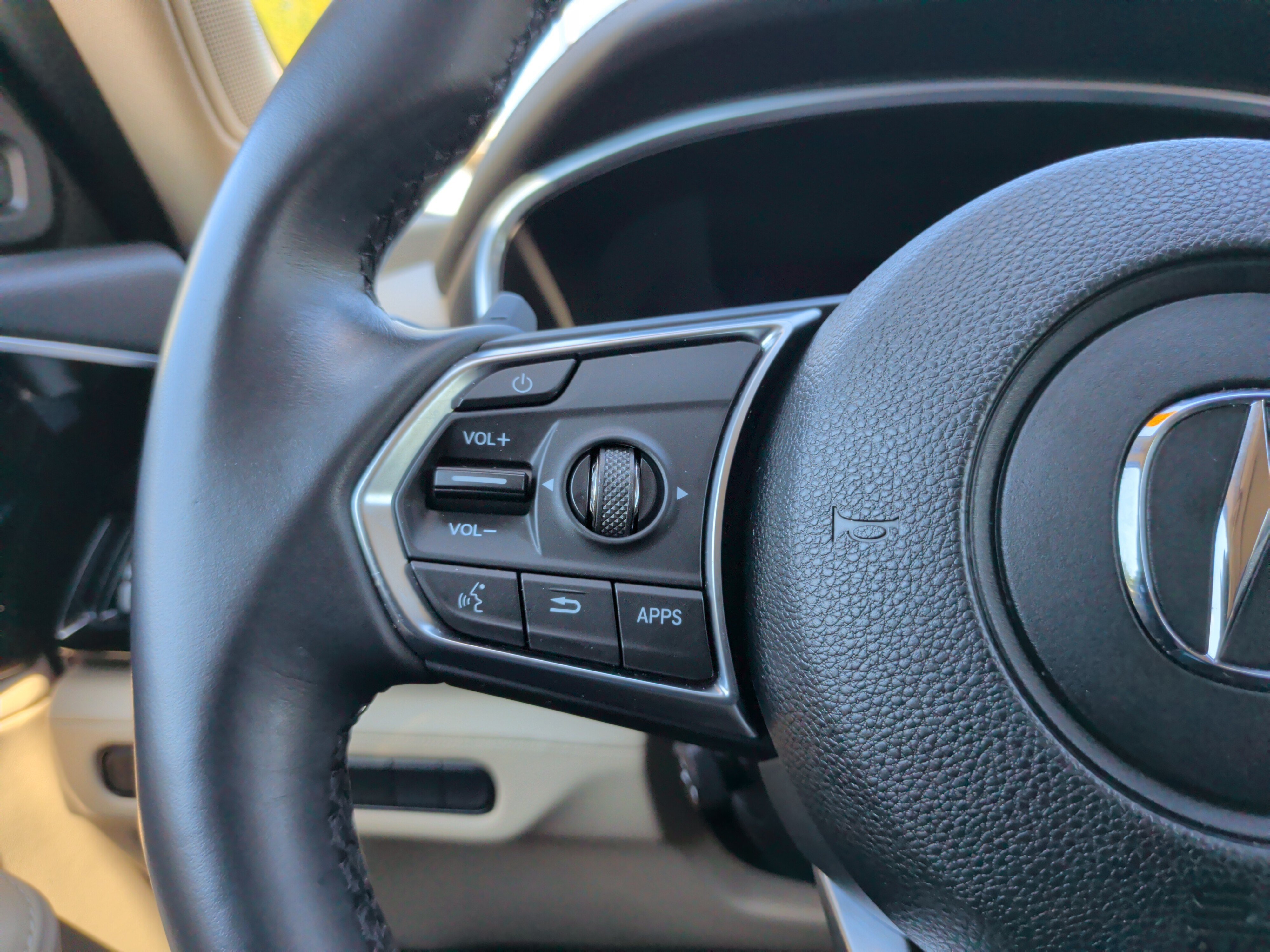 Used 2023 Acura MDX w/ Technology Package FWD image 22