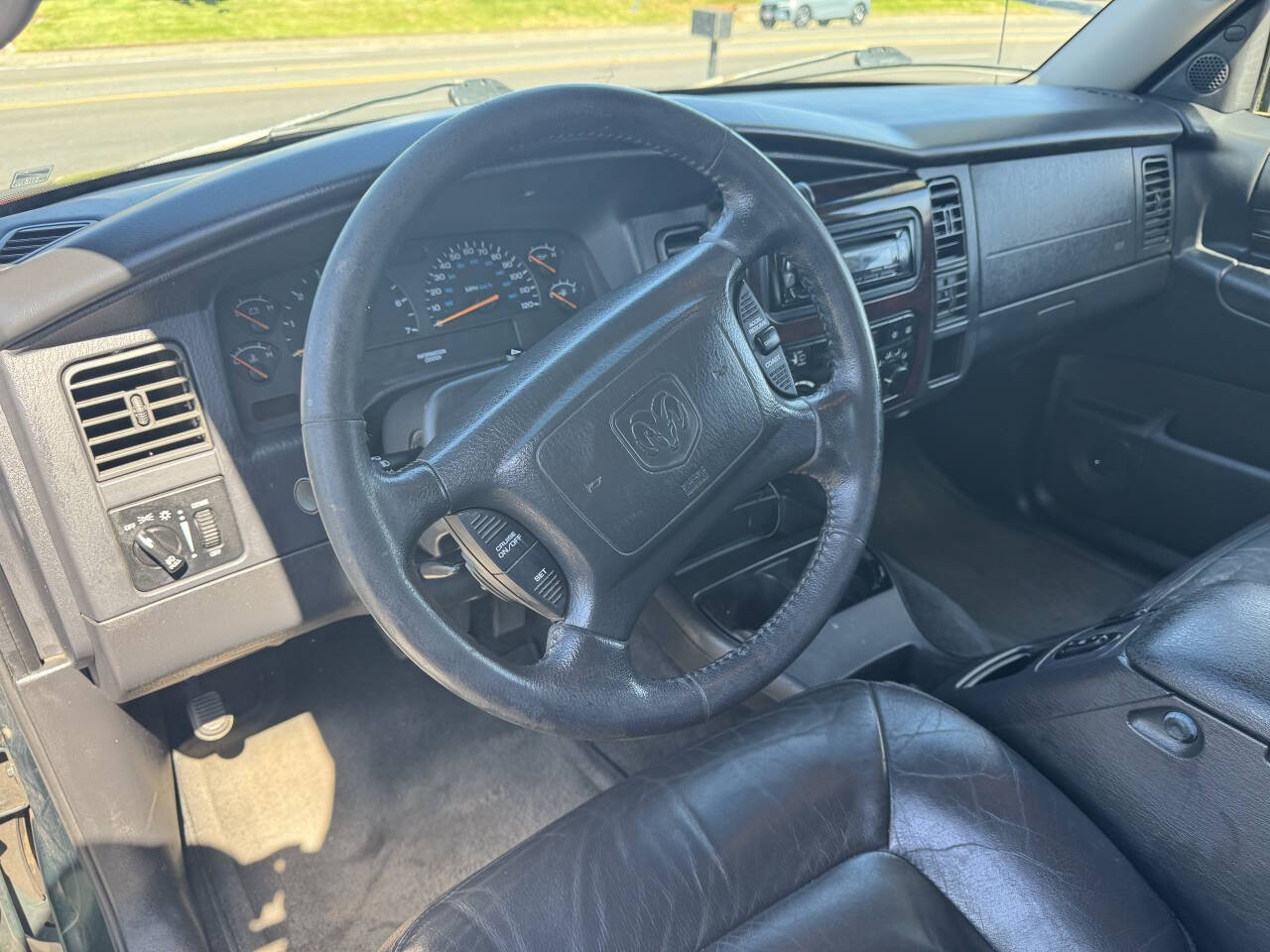 Used 2001 Dodge Durango 4WD image 9