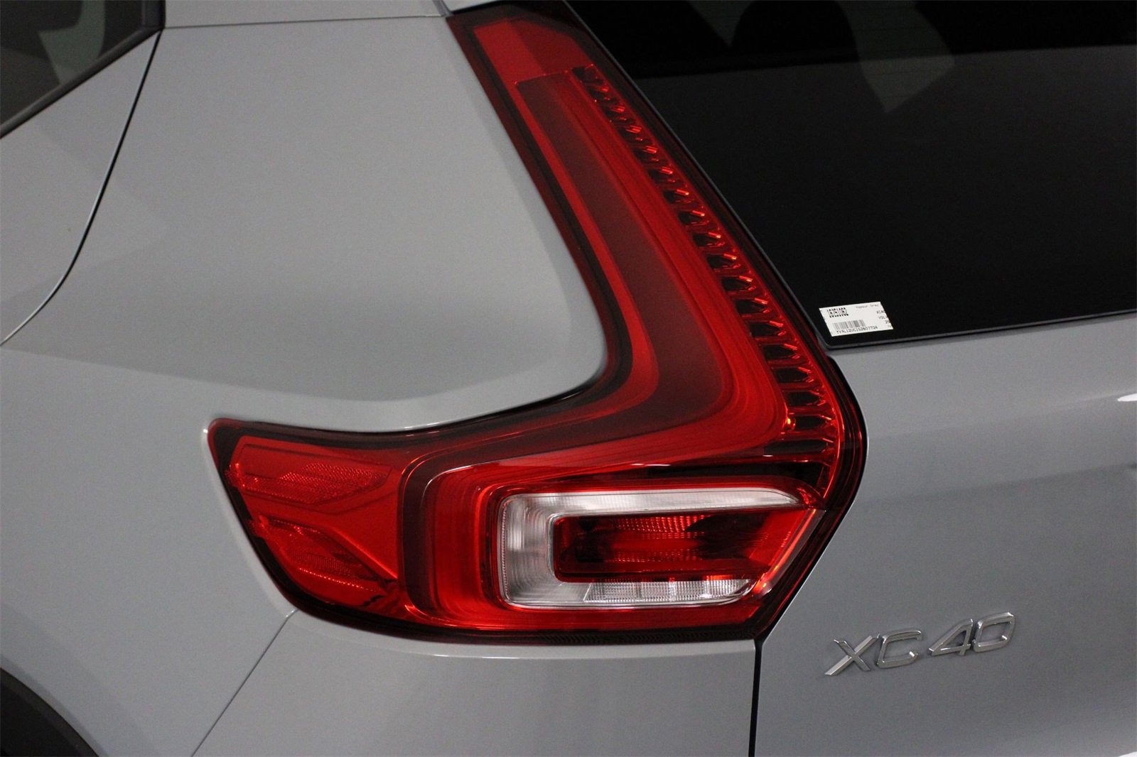 New 2025 Volvo XC40 B5 Plus w/ Protection Package Premier image 15