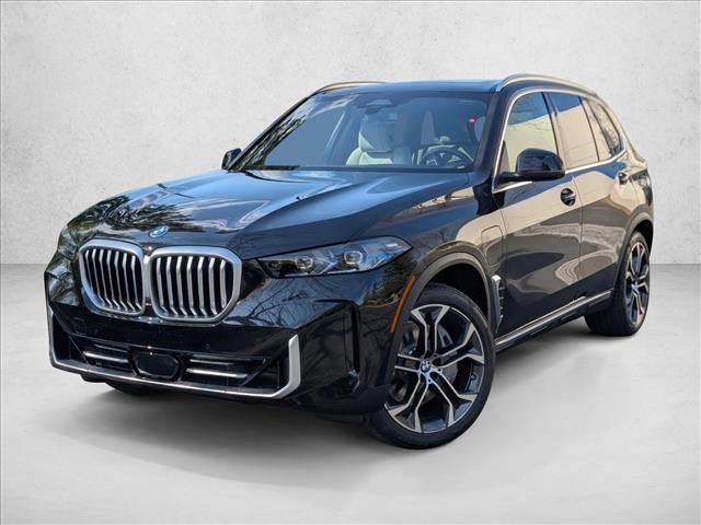 New 2026 BMW X5 xDrive50e w/ Premium Package