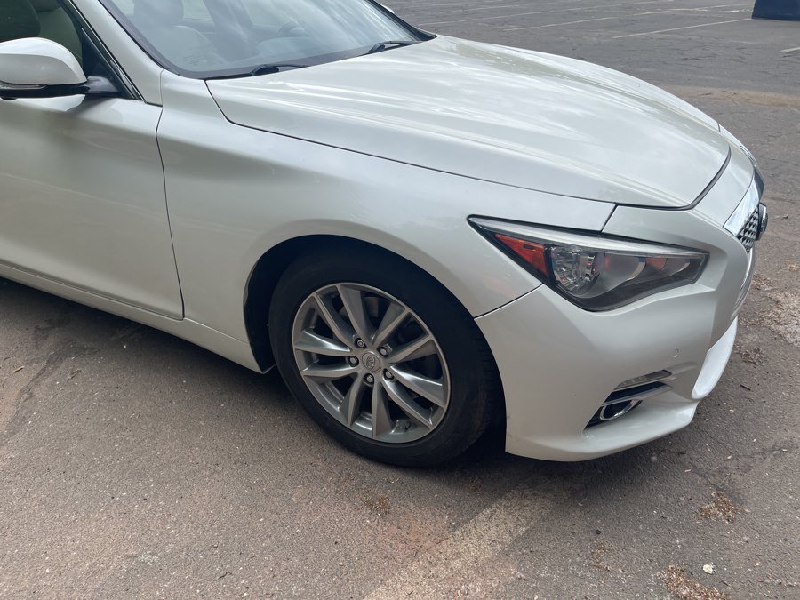 Used 2016 INFINITI Q50 3.0t Premium w/ Driver Assistance Package RWD image 17
