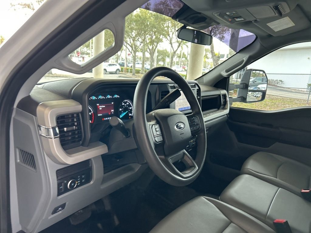 Used 2024 Ford F350 XL w/ FX4 Off-Road Package image 6