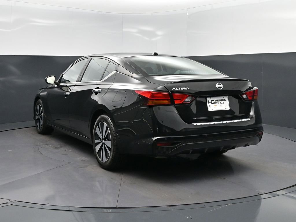 Used 2022 Nissan Altima 2.5 SV FWD image 5