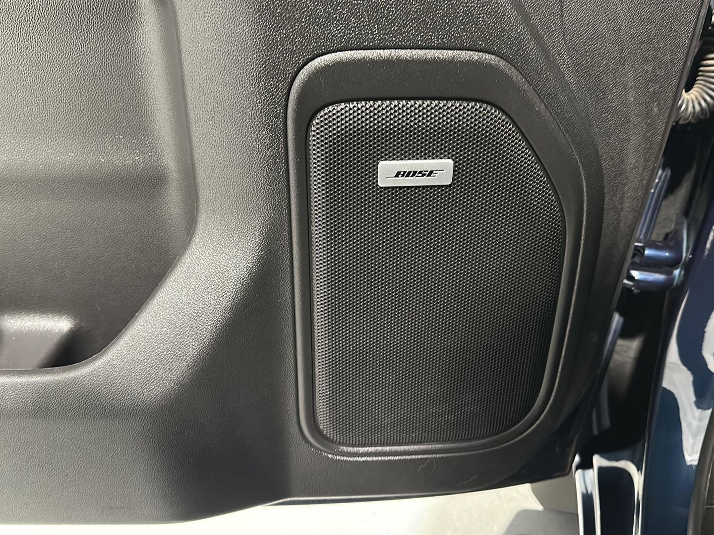 Used 2020 Chevrolet Silverado 1500 LTZ image 24