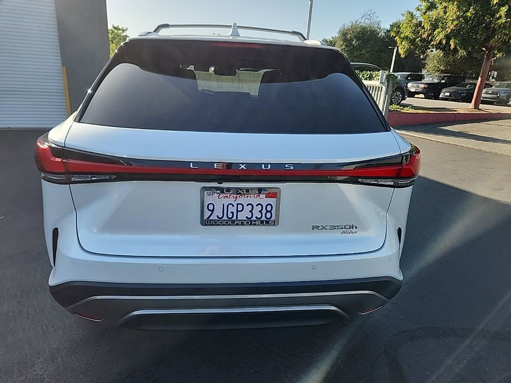 Used 2023 Lexus RX 350h w/ Cold Area Package AWD/4WD image 4