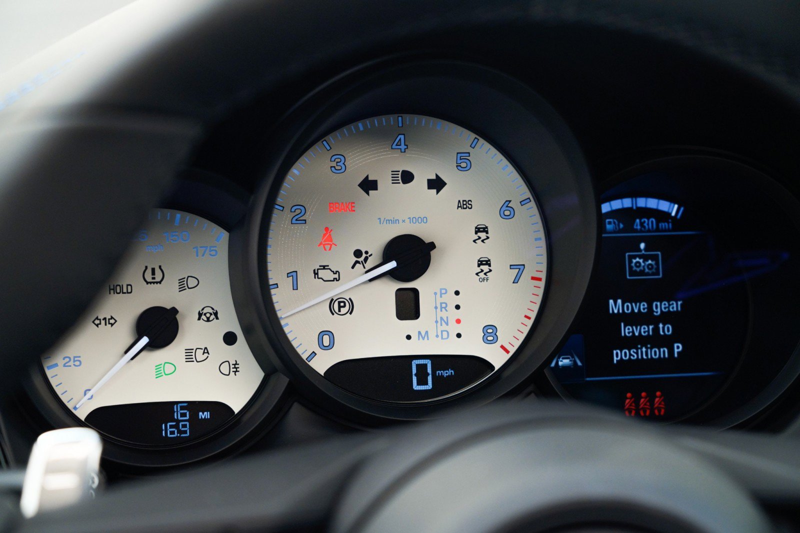 New 2026 Porsche Macan S image 27