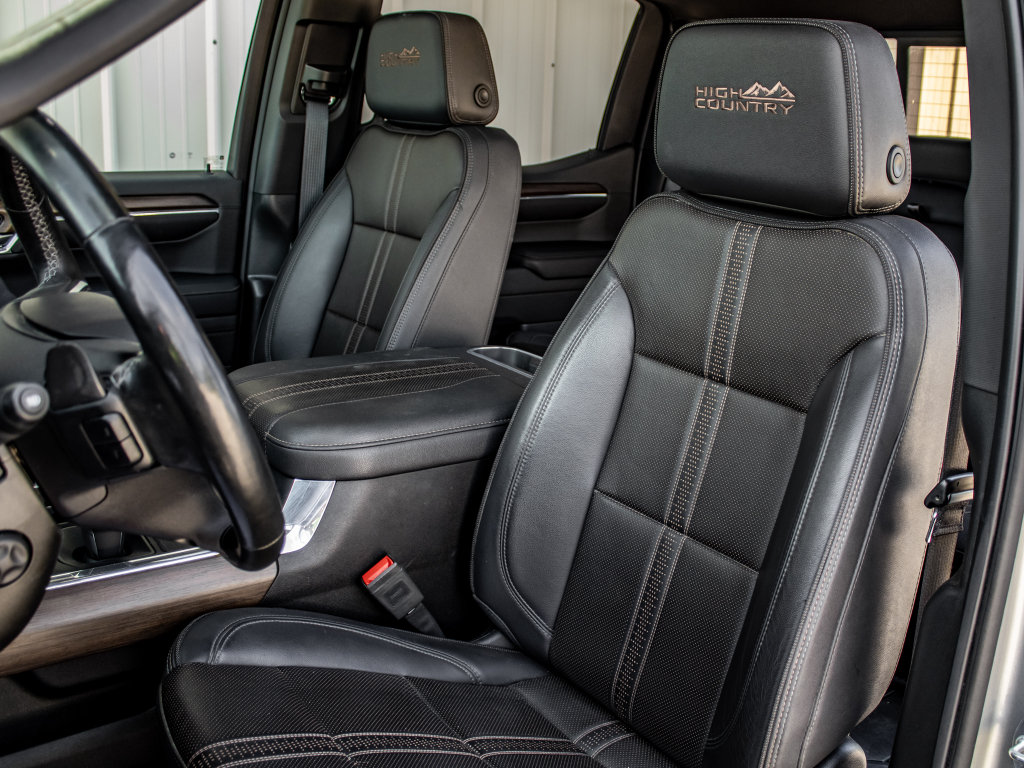 Used 2024 Chevrolet Silverado 1500 High Country w/ High Country Premium Package AWD/4WD image 26