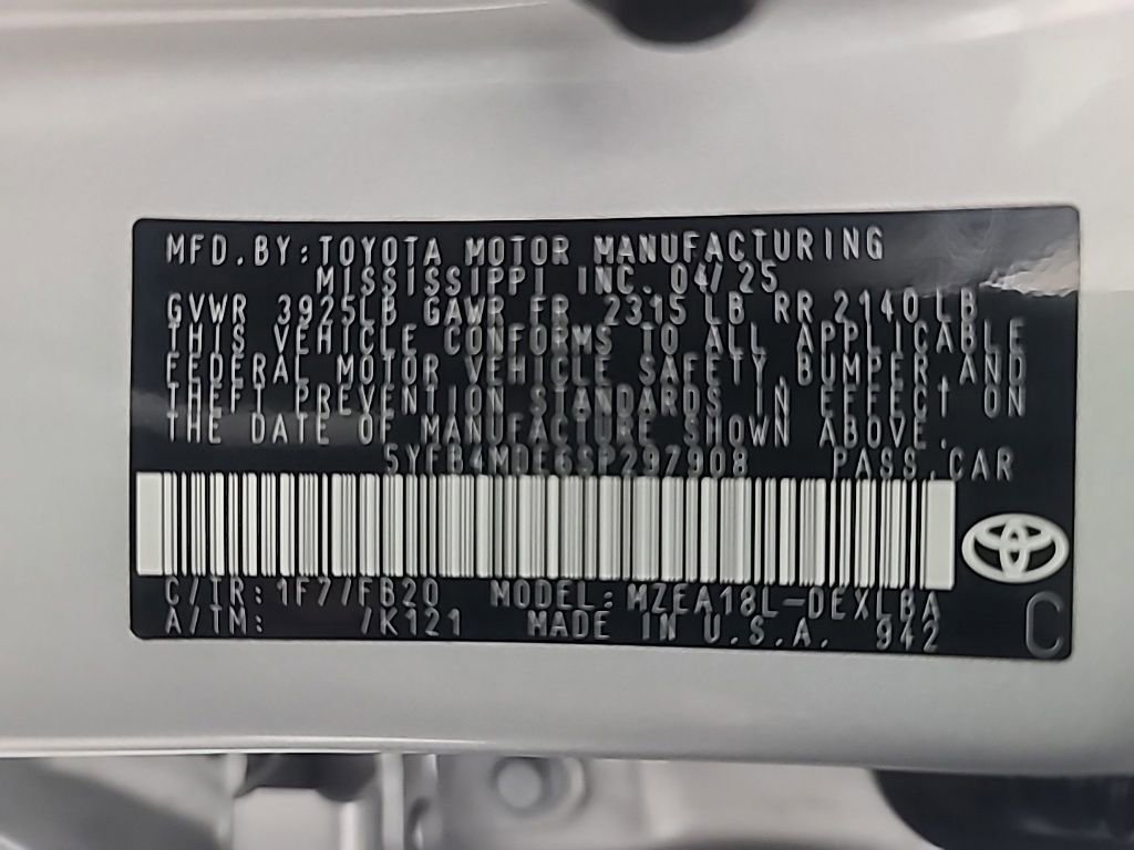 Used 2025 Toyota Corolla LE image 38