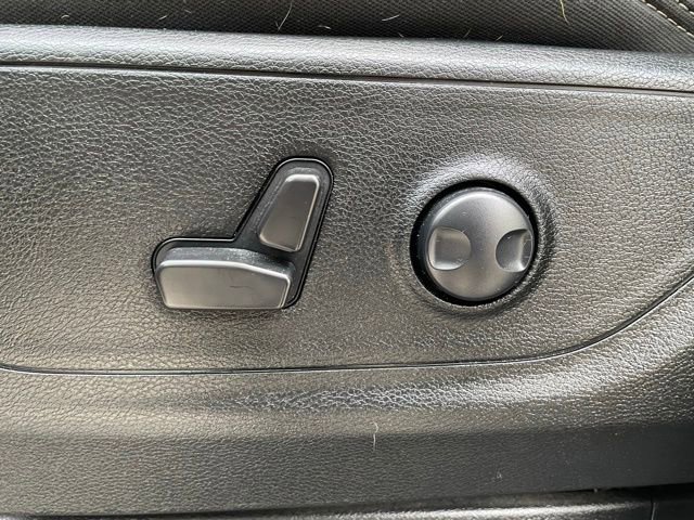 Used 2023 RAM 1500 Big Horn image 11