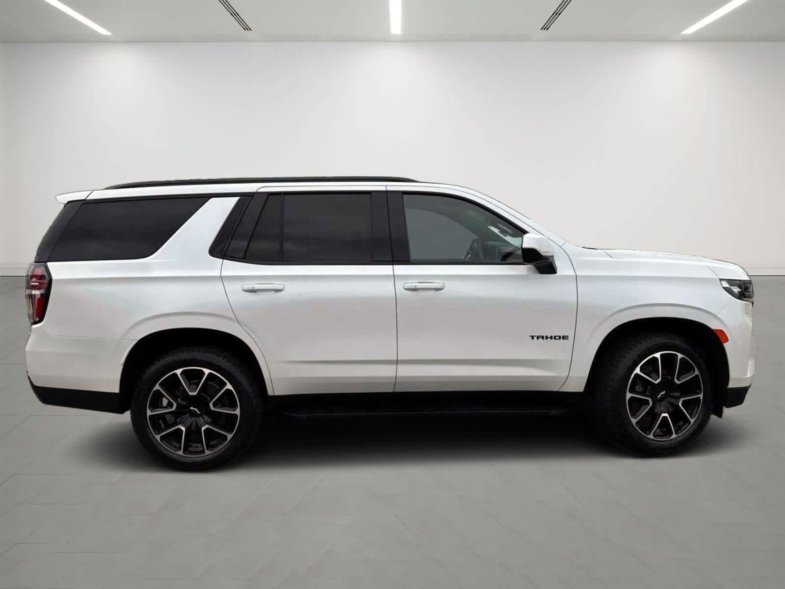 Used 2024 Chevrolet Tahoe RST AWD/4WD image 5