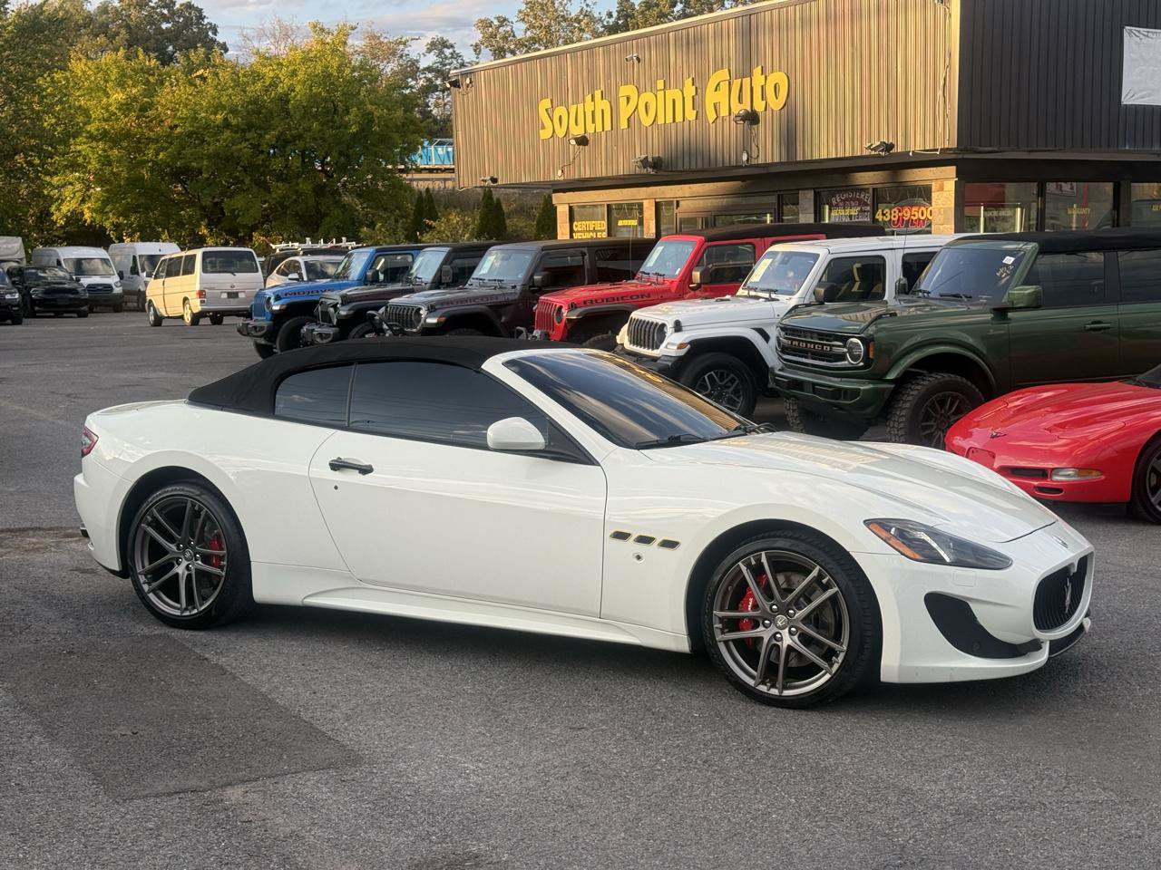 Used 2016 Maserati GranTurismo MC Centennial RWD image 2