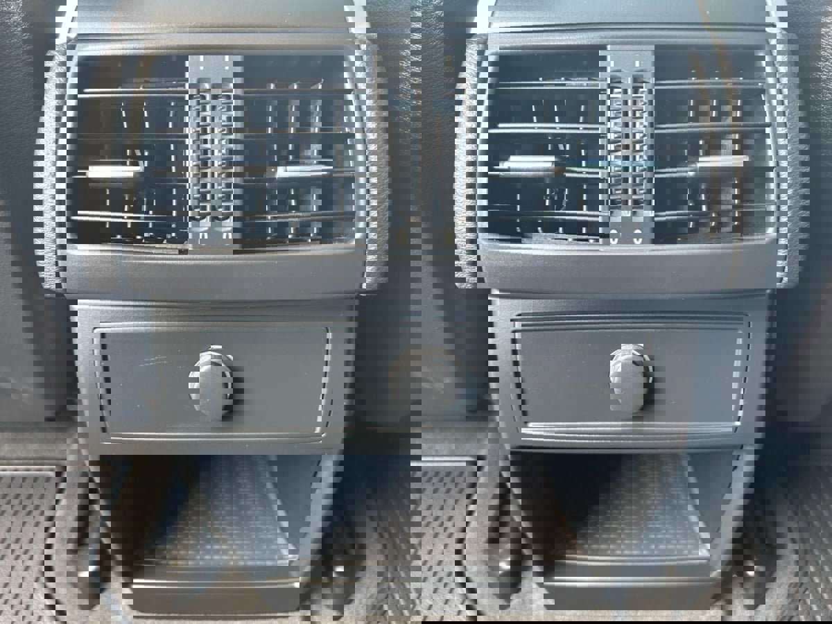 Used 2011 BMW X5 xDrive50i image 19