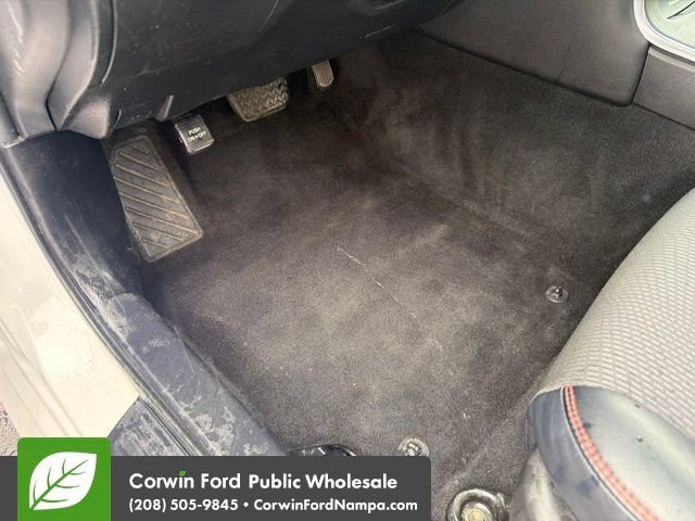 Used 2016 Toyota Camry SE FWD image 23