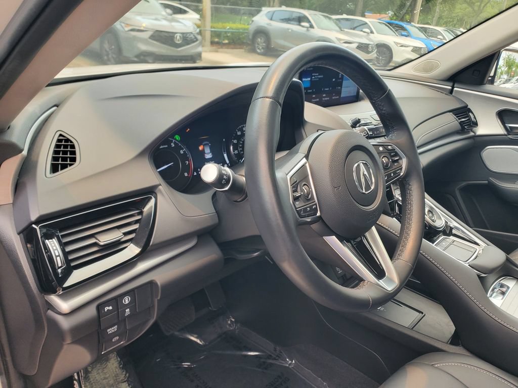 Used 2024 Acura RDX SH-AWD w/ Technology Package image 15