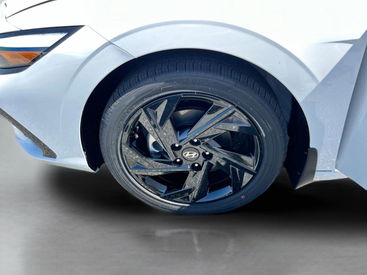 New 2026 Hyundai Elantra SEL Sport Premium FWD image 42