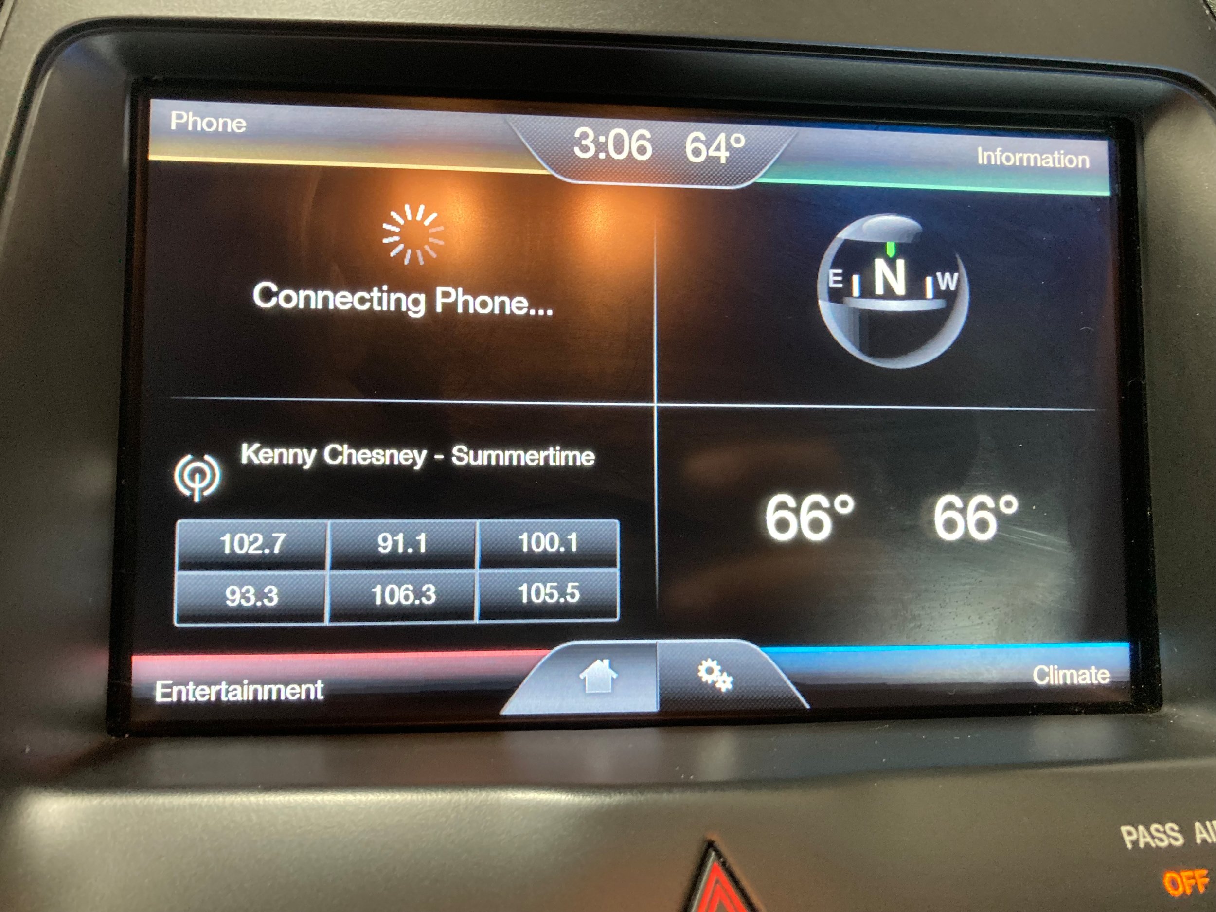 Used 2013 Ford Taurus SEL FWD image 22