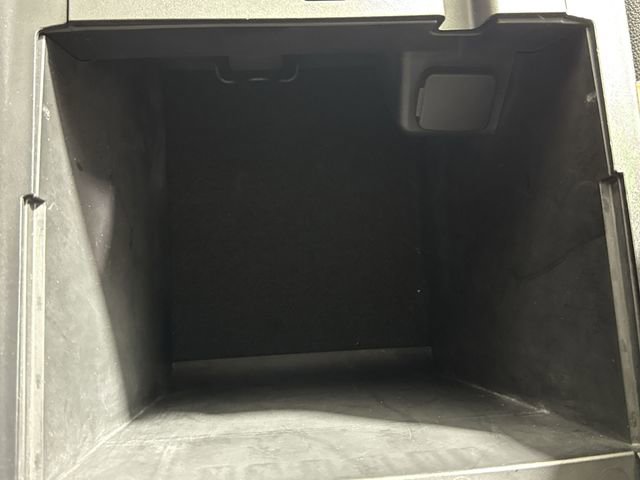 Used 2021 Ford Explorer ST w/ Equipment Group 401A image 27