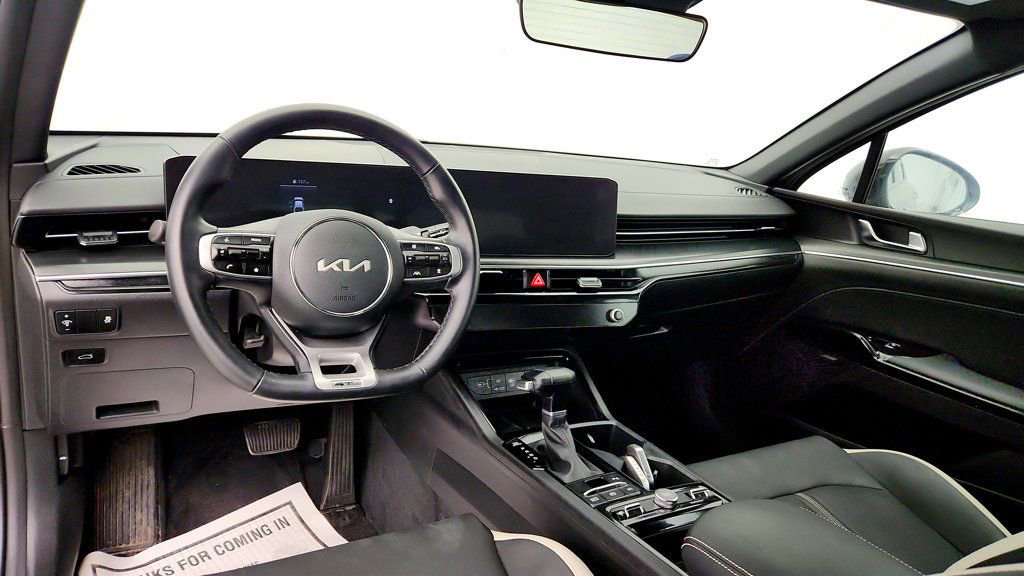 Used 2025 Kia K5 GT-Line w/ GT-Line Premium Package FWD image 13