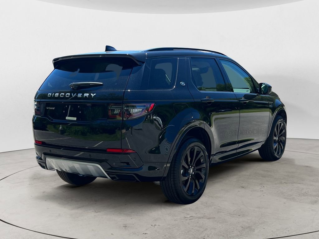 New 2024 Land Rover Discovery Sport S image 6