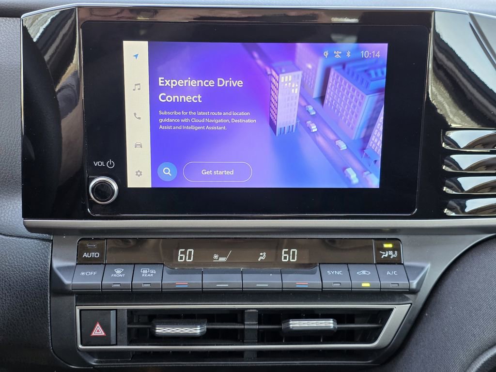 Used 2025 Toyota Camry LE image 12